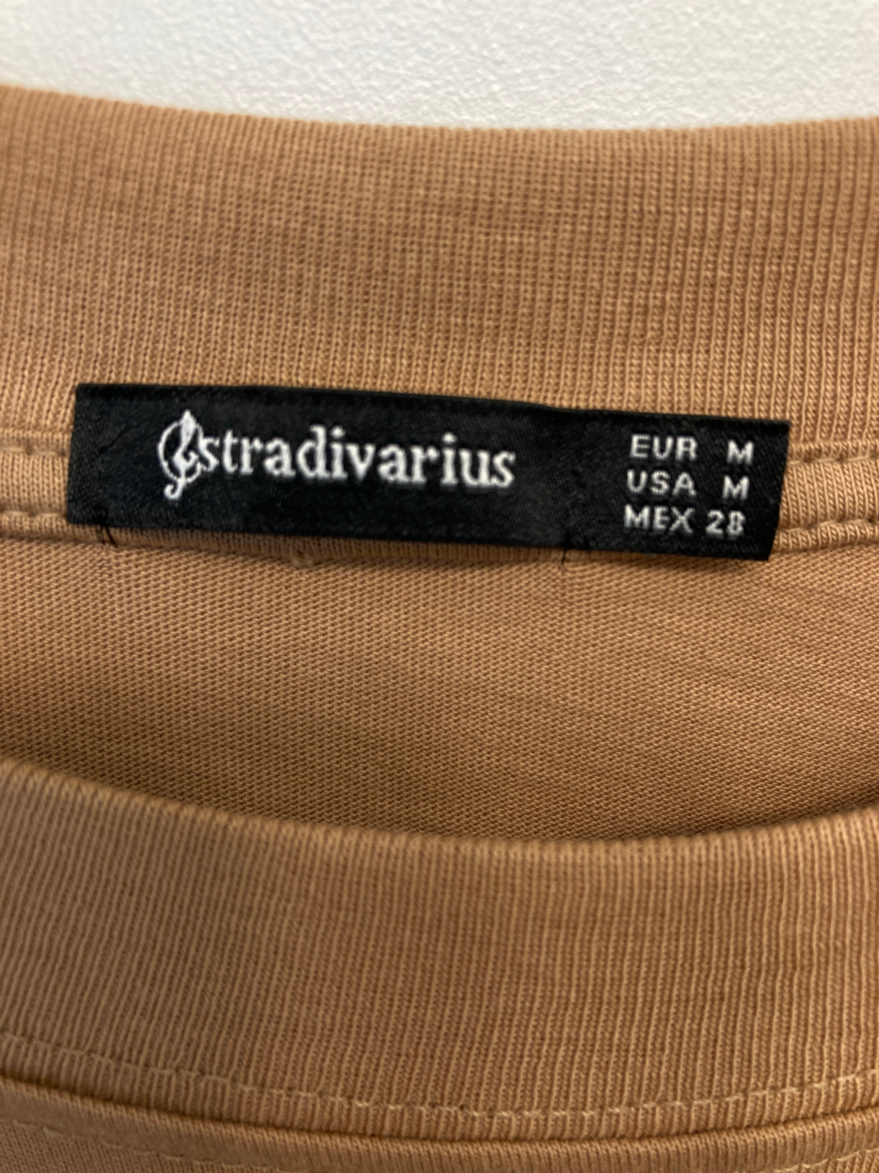 Stradivarius T-shirt